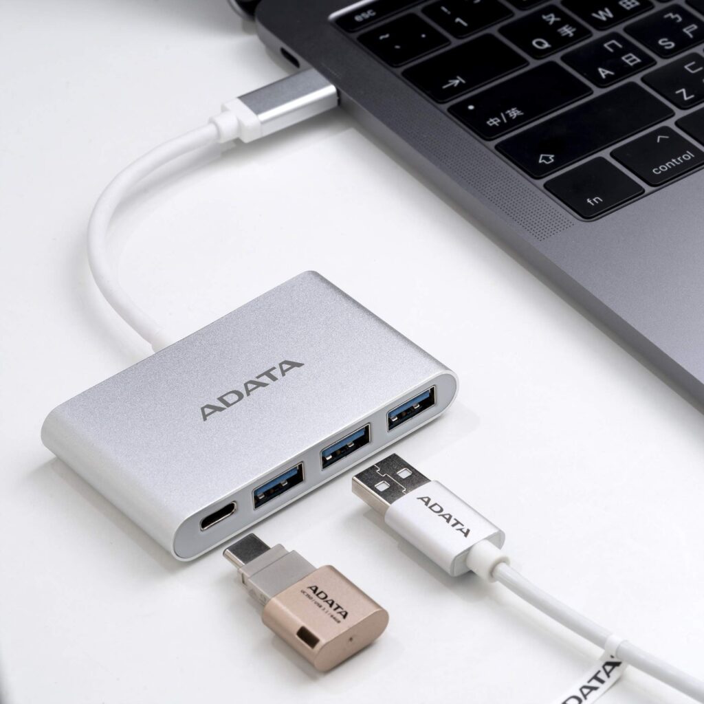 ADATA presenta los primeros productos USB 3.1 Tipo C